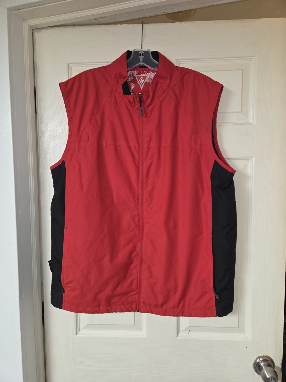 ScotteVest TEC  Men's XL Multi Pocket Travel Vest Full Zip  Red And Black